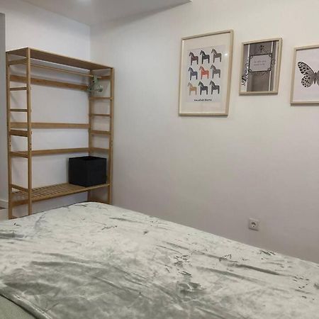 Stylish Renovated Apartment In Chiado Lisboa Ngoại thất bức ảnh